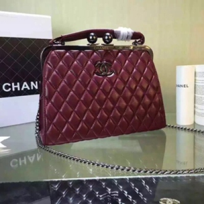 香奈兒CHANEL2015春夏主打款 我們提前一步上市 .獨家打造24K頂級五金  原版羊皮手感絕好 晚宴包斜跨包手提包全代替了 工藝超高