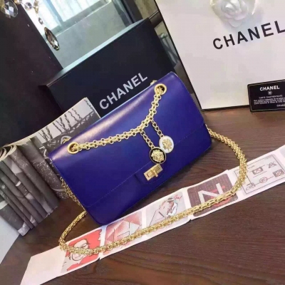 Chanel 歐洲原廠25cm金扣極度耐用耐用耐小牛皮包側金屬鏈條和雙色織帶最重要的靈魂坦克鏈條加上徽章掛件我們不會避開任何細節展示市場毒專櫃包裝size25*6.5*16.5