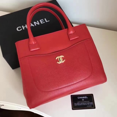 頂級原單，2016CHANEL 秋冬新款頂級出貨，皮料頂級進口原版胎牛皮，五金正品開模，獨家現貨首發，大紅色尺寸27*22*10cm