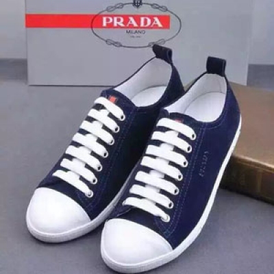 2015年新款 【PRADA】普拉達最新爆款，時尚休閒款！高端男鞋品牌及時裝，設計風格精巧摩登，品質高尚，精緻的質地與做工，穿易搭配表露出雋永的經典風格，精品作風、典匠風範皮裡頭層進口小牛皮+豬皮內裡