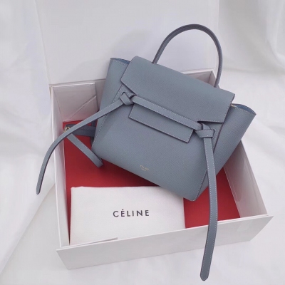 Celine 2018專櫃新款 Nano belt鯰魚包。義大利進口【手掌紋】牛皮 內裡磨砂皮 斜挎 皮肩帶 調節長短，蓋頭內設吸扣 小個子迷妹的首選 型號 185003尺寸：20*20*11