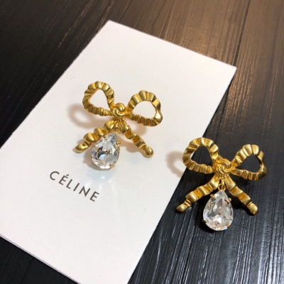 CELINE 耳釘越發獨特、時髦 黃銅材質 等同正品