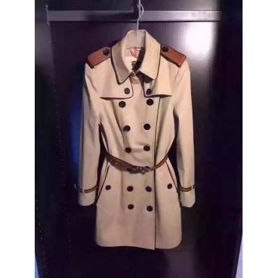 原單狠貨【BURBERRY】巴寶莉專櫃同步發售 頂級牛貨，真皮配飾，牛角扣1:1原版開模獨家定制  B家經典版型經典卡其色，特別有氣場的，完美到不行