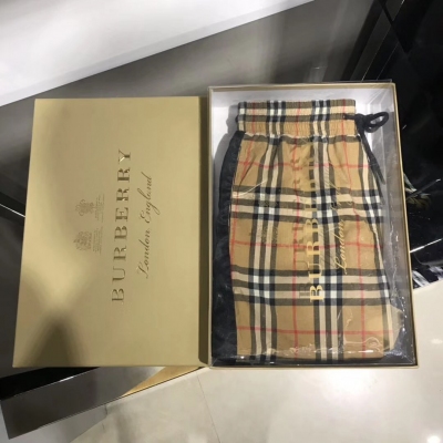 Burberry巴寶莉 2020新款專櫃同步原單品質，女士細格紋清涼舒爽黑織邊長褲子尺碼: S M L XL顏色：杏色