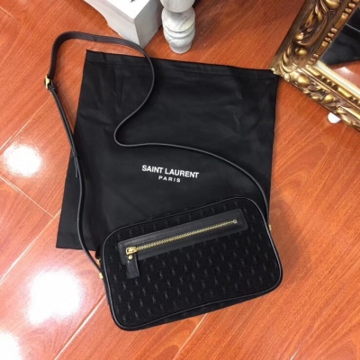 YSL聖羅蘭Yves Saint laurent SLP 新款羊絨磨砂皮出貨，跟源版無任何差異，特殊工藝處理，羊絨表面的細毛跟源版一模一樣，鐳射出來的英文字母清晰立體不模糊，不容易反彈，不怕貨比3家，歡迎寶寶們前來對比 