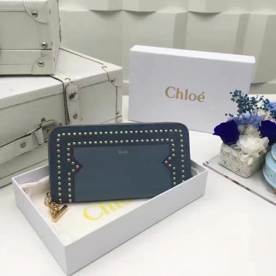 Chloé 3P0806【灰色、土黃、藍色】磨砂皮配南非牛皮鉚釘款拉鍊包尺寸19x10x2.5