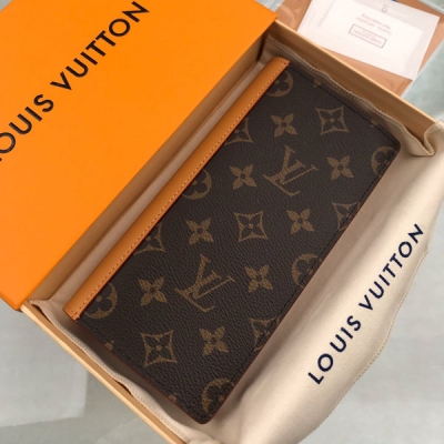 LV LOUIS VUITTON路易威登 M69029 特別介紹 海外特供（專櫃貨） 為頌揚品牌珍貴傳統，路易威登男裝藝術總監Virgil Abloh採用品牌標誌性的皮料，精心打造出這款Brazza錢夾：Monogram