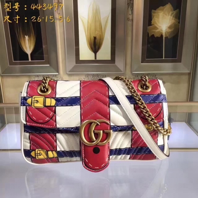 【GUCCI-古奇】十年打造專業GUCCI   市場頂級獨家控貨，專/櫃品質  採用進口牛皮，原廠五金！精緻做工。獨家實物拍照品質如圖可見 。款號：443497。