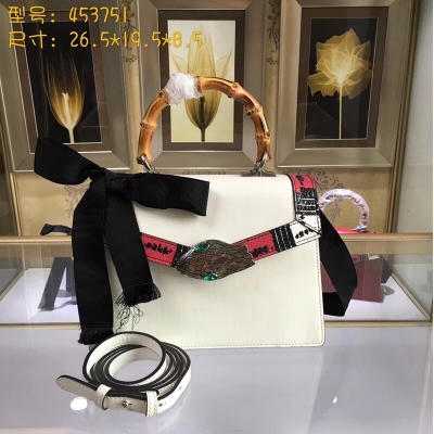 【GUCCI-古馳】 十年打造專業GUCCI 市場頂級獨家控貨，專櫃品質 採用進口牛皮，原廠五金！精緻做工。 獨家實物拍照 品質如圖可見 。款號：453751。尺寸：26.5*19.5*8.5