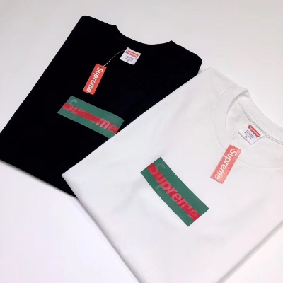 Supreme X Gucci box logo T ！該款全球限量999件 從未見過的明膠工藝印花logo若隱若現！搭配G家經典紅綠配色！強強聯手！簡約不簡單的神作！古法圓桶身型！品質不用多說！絕對好賣的款！黑色白色