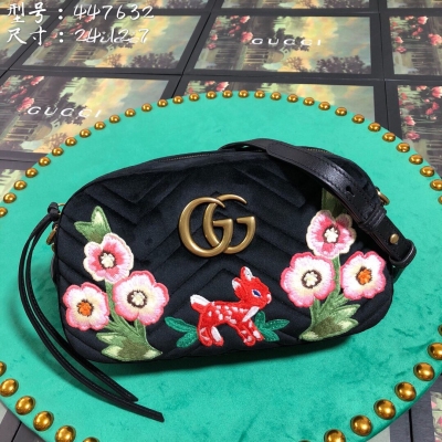 【Gucci古馳】Gucci新款。市場頂級獨家控貨，專櫃品質 採用進口牛皮，原廠五金！精緻做工。 獨家實物拍照 品質如圖可見。型號: 447632尺寸：寬24*高12*側寬7