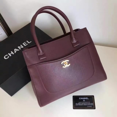 頂級原單，2016CHANEL 秋冬新款頂級出貨，皮料頂級進口原版胎牛皮，五金正品開模，獨家現貨首發，酒紅色尺寸27*22*10cm