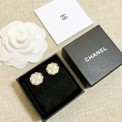 Chanel香奈兒名媛新款耳釘度假系列純手工出品，高級定制！