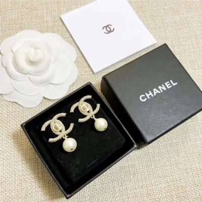 Chanel香奈兒名媛新款耳釘度假系列純手工出品，高級定制！