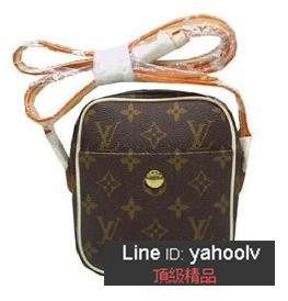 lv m51053 08年最新款老花斜掛背包