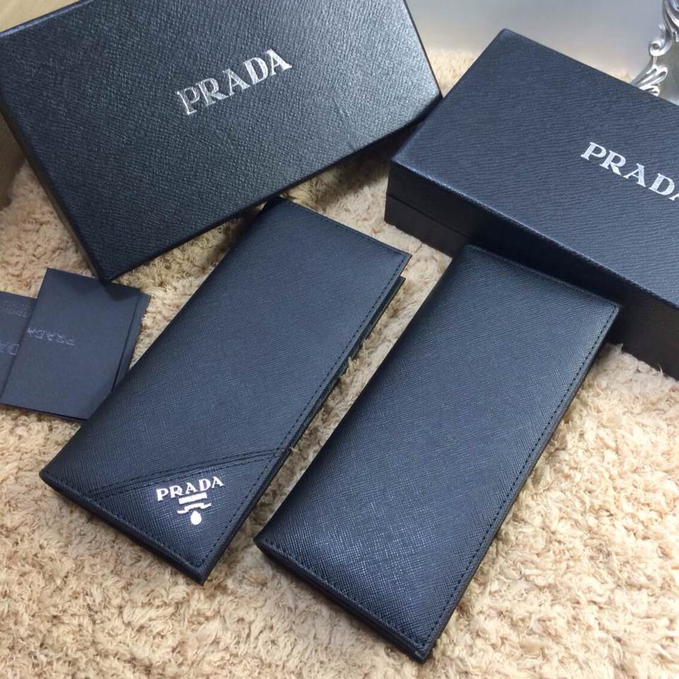 Prada 普拉達 進口牛皮十字紋兩折長款皮夾 0516黑色 約19cm