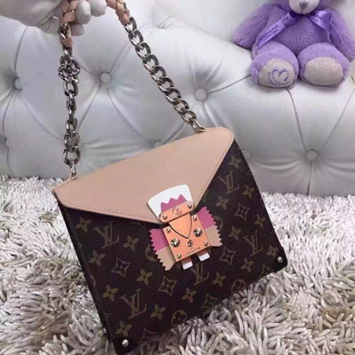 LV路易威登Louis Vuitton 2015最新款式?原版皮495076 大號分尺寸