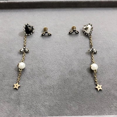 Dior 秋冬耳釘Jadior “Le Tresor de la Tribales”前衛新潮 視覺上已經展示出材料的美好質感