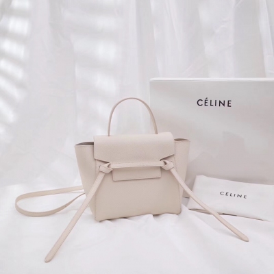 Celine 2018專櫃新款 Nano belt鯰魚包。義大利進口【手掌紋】牛皮 內裡磨砂皮 斜挎 皮肩帶 調節長短，蓋頭內設吸扣 小個子迷妹的首選 型號 185003尺寸：20*20*11