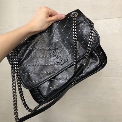 YSL Yves Saint laurent聖羅蘭 niki so cool 朋克風 鉚釘設計 .適合有個性或帥帥的girl .尺寸：22cm/28cm