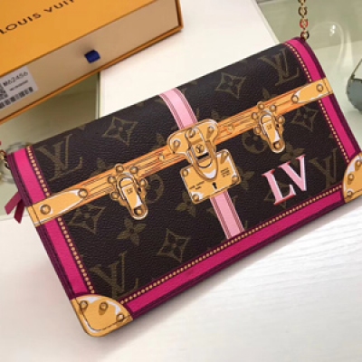 【LV頂級原單】Louis Vuitton M62456 Pochette 路易威登週末離合器在夏季 Damier 藍色帆布點與其逼真 詳細的房子路易威登旅遊遺產和令人想起的傳奇 尺寸:22x12.5cm， 包裝:配包裝