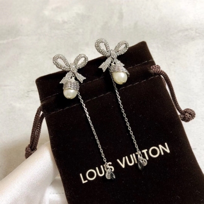 LV路易威登 2019年早春度假系列耳釘濃濃的春暖花開氣息！Louis Vuitton 純手工出品，高級定制！