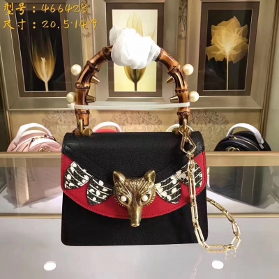 【GUCCI-古奇】十年打造專業GUCCI 市場頂級獨家控貨，專櫃品質 採用進口牛皮，原廠五金！精緻做工。獨家實物拍照 品質如圖可見 。款號：466428。尺寸：20.5*14*9