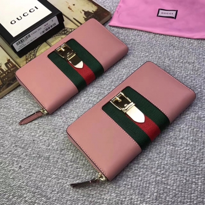 【GUCCI-古奇】十年打造專業GUCCI 市場頂級獨家控貨，專櫃品質 採用進口牛皮，原廠五金！精緻做工。獨家實物拍照 品質如圖可見 。款號：476083尺寸：19.5*11*3