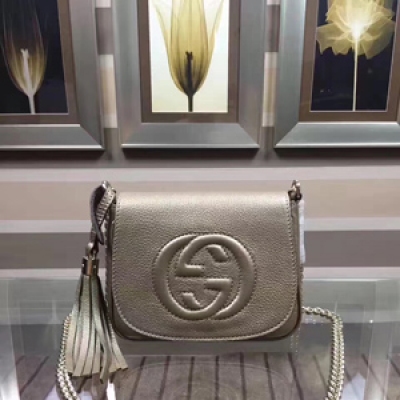 【GUCCI-古馳】十年打造專業GUCCI 市場頂級獨家控貨，專櫃品質 採用進口牛皮，原廠五金！精緻做工。 獨家實物拍照 品質如圖可見 。款號：323190。尺寸：18*13*5