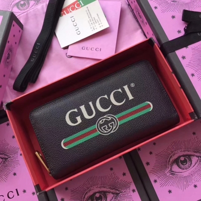 【GUCCI-古奇】十年打造專業GUCCI 市場頂級獨家控貨，專櫃品質 採用進口牛皮，原廠五金！精緻做工。獨家實物拍照品質如圖可見 。款號：496317尺寸：19*10.5*2.5