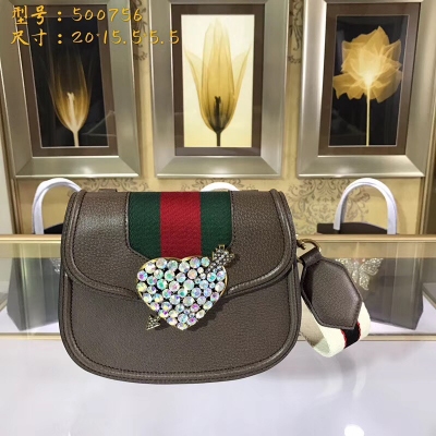 【Gucci 古馳】Gucci新款。市場頂級獨家控貨，專櫃品質 採用進口牛皮，原廠五金！精緻做工。 獨家實物拍照 品質如圖可見。型號: 505388尺寸：寬20*高15.5側寬5.5