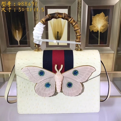 【Gucci 古馳】Gucci新款。市場頂級獨家控貨，專櫃品質 採用進口牛皮，原廠五金！精緻做工。 獨家實物拍照 品質如圖可見。型號: 488691尺寸：寬30*高21*側寬11.5