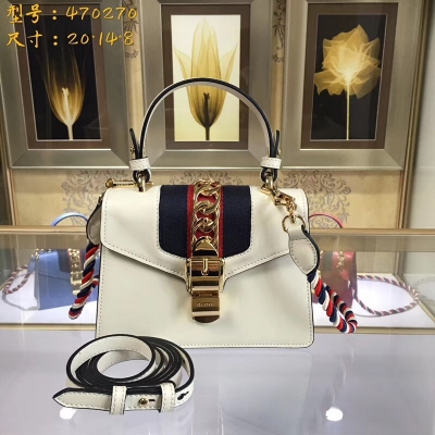 【Gucci 古馳】Gucci新款。市場頂級獨家控貨，專櫃品質 採用進口牛皮，原廠五金！精緻做工。 獨家實物拍照 品質如圖可見 。型號: 470270尺寸：寬20*高14*側寬8