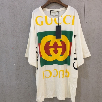 Gucci古馳 新款夏季新品撞色條紋logo字母印花短袖純棉長T恤裙 網紅同款白T恤 100%純棉 寬鬆的版型，灰常百搭 印花細緻 碼數：sml