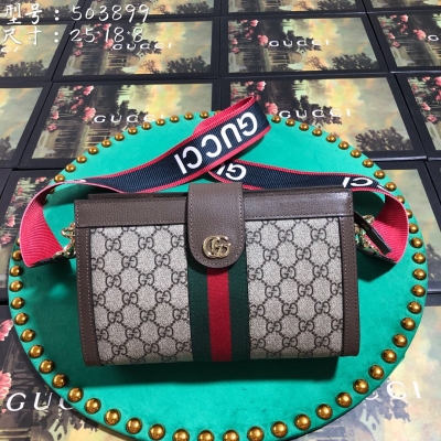 Gucci古馳 十年打造專業GUCCI 市場頂級獨家控貨，專櫃品質 採用進口牛皮，原廠五金！精緻做工。 獨家實物拍照 品質如圖可見。款號：503899。尺寸：25*18*8。顏色：杏棕。