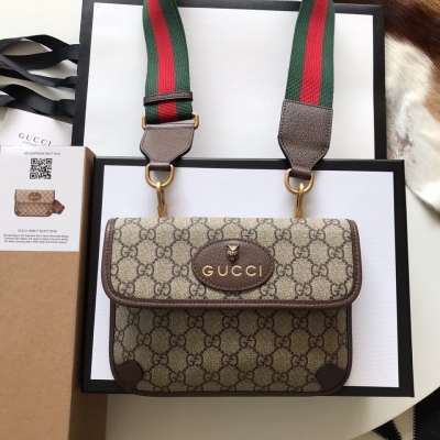 GUCCI古馳 原廠皮 Gucci 489617採用高級PVC配原廠皮．斜挎胸包 背面設計為雙排五金雙G的設計感極強！尺寸：21.5/14.5/3cm 配原廠包裝