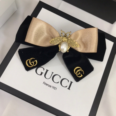 Gucci古馳 最新爆款蜜蜂中古五金髮夾 信我！人手必備的單品 這件必須買洋氣神仙顏值小仙女要收了它，誰戴誰好看 超級好看