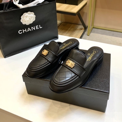 CHANEL香奈兒 2021早春新品 独家推荐，市场最高版 原版混种小羊皮面料.五金LOGO花重金购入原版：开模定制，非市场普通版本。面料：混种小羊皮 内里：羊皮里垫 大底：意大利皮底 码数：35-39