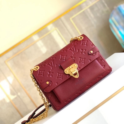 LOUIS VUITTON LV路易威登 特級原廠，專供代購，BB，M44867紫紅，尺寸 21x15x8 CM