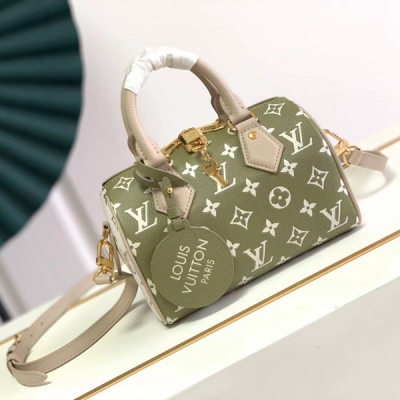 LOUIS VUITTON LV 路易威登 M46118 M46088 Speedy Bandoulière 20 手袋取材 Monogram Empreinte 牛皮革，表面圖案先後經過壓印和印花工