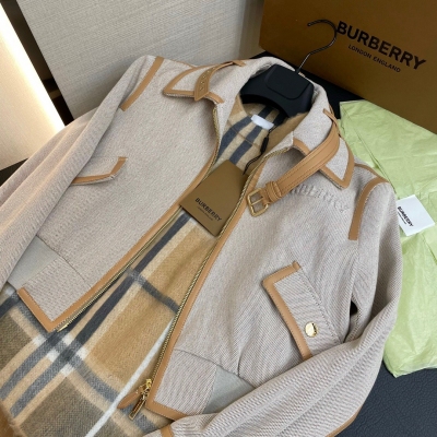 Burberry巴寶莉2021fw 秋冬最新款夾克外套 經典英倫風值得收藏的精品外套 收腰夾克款超顯身材比例 隨意搭配緊身褲都帥氣有型 工藝精湛面料輔料全部開模定制 收到絕對驚喜！ 現貨發售 SML