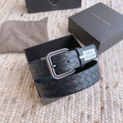 BV Bottega Veneta 新款上市Bottega Veneta 3.5cm男士編織皮腰帶 進口小牛皮材質經久耐用 原版五金耐磨耐刮 皮料再升級