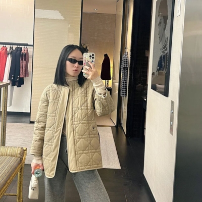 Dior迪奧 2023fw 藤格紋棉服外套 經典格紋元素非常有層次感和立體感 搭配腰帶更突顯腰部曲線 時髦精緻感 秋冬擋風防寒的單品 百搭又有格調 SML