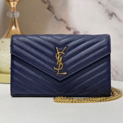 YSL聖羅蘭Yves Saint Laurent MONOGRAM WOC 魚子醬紋路原廠皮版本信封包.超級實用的一款小包，最經典的款式，升級最高級的版本，100%原廠牛皮配上精細手工製作；定制金屬YSLlogo彰顯個性；翻蓋設計確保使