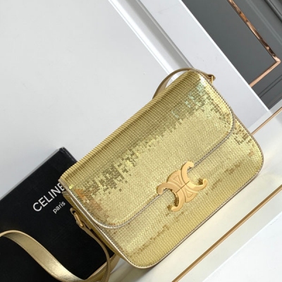 Celine 2024s新品 全新金色亮片凱旋門Triomphe手袋 CELINE Triomphe手袋 全新限量工藝亮片凱旋Box系列，全包身鋪滿金色亮片+全鋼凱旋門鎖扣+小羊皮內裡 超細工藝品 簡直美翻了 不管從多遠看都是亮晶晶 又高級