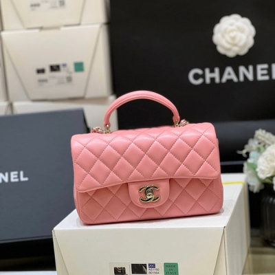 Chanel香奈兒 至尊版本 純原廠手柄cf mini 經典之cf mini handle 2023新版本是配香檳色五金 新粉色 經典中的天花板，超實用耐看 皮料：歐洲原廠方框正品羊皮 五金：義大利進口24k鍍厚金五金 貨源稀少，經常容易斷